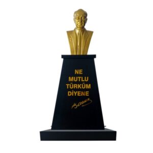 Atatürk Büstü (60cm Fiber)+ Kaide (120cm)+ Alt Tabla Lise Modeli